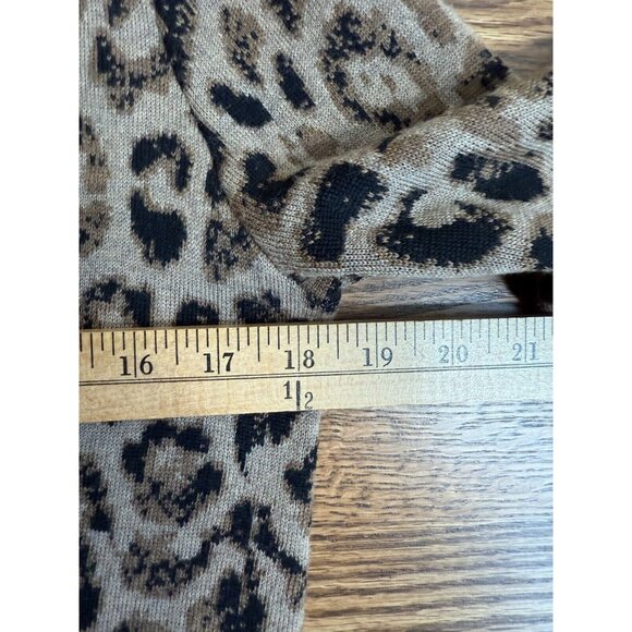 Skaist Tayloe Womens 100% Wool Leopard Print Cardigan - Picture 13 of 15